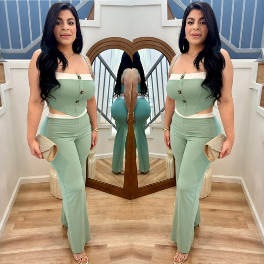 Bella 2Pc Set
